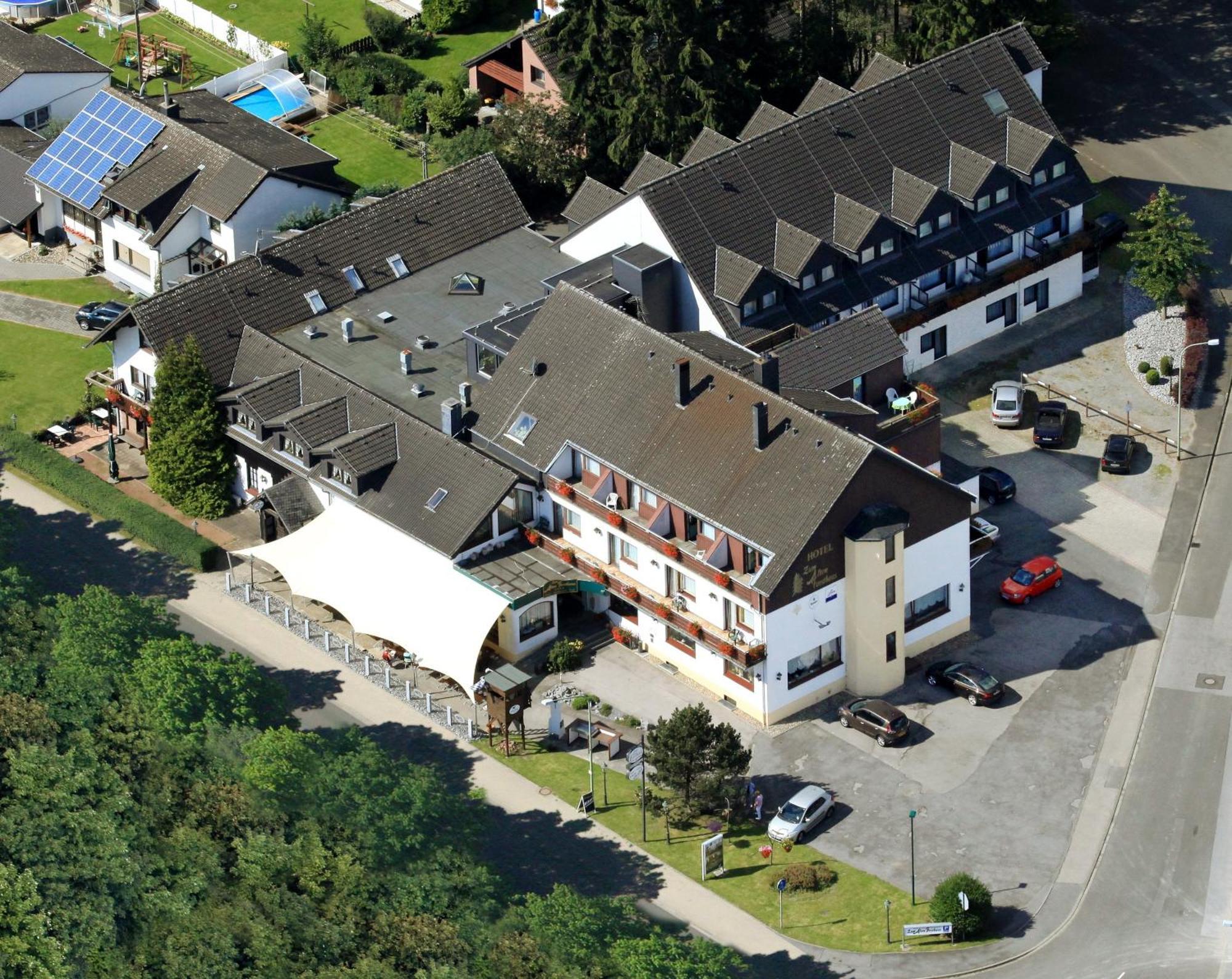 Land-Gut-Hotel Zum Alten Forsthaus - Aufladestation Fur Elektroautos Hurtgenwald Экстерьер фото