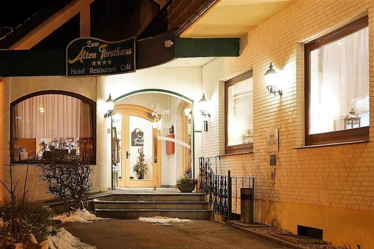 Land-Gut-Hotel Zum Alten Forsthaus - Aufladestation Fuer Elektroautos Hurtgenwald Экстерьер фото